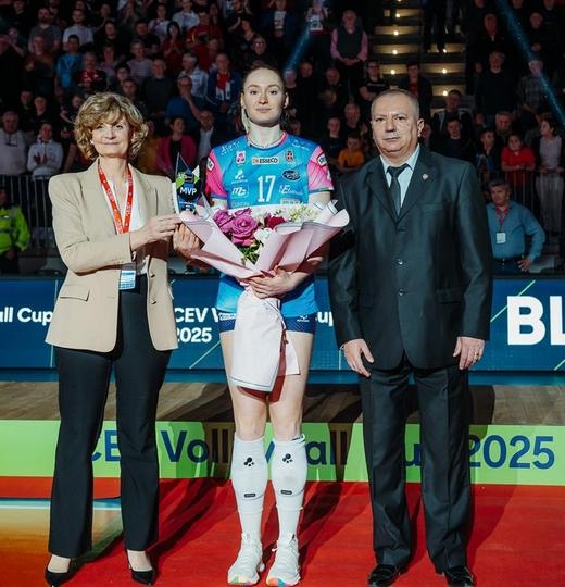 Фото Российские волейболистки стали обладательницами Кубка ЕКВ 