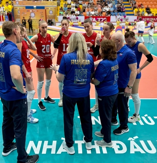 Фото «Корабелка» завершила групповой этап победой на VTV Cup 2025