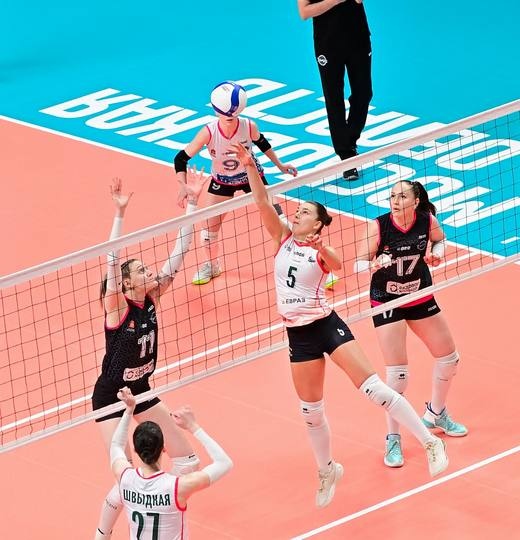 Фото «Заречье» ведёт в полуфинальной серии с «Уралочкой» - 2:1 